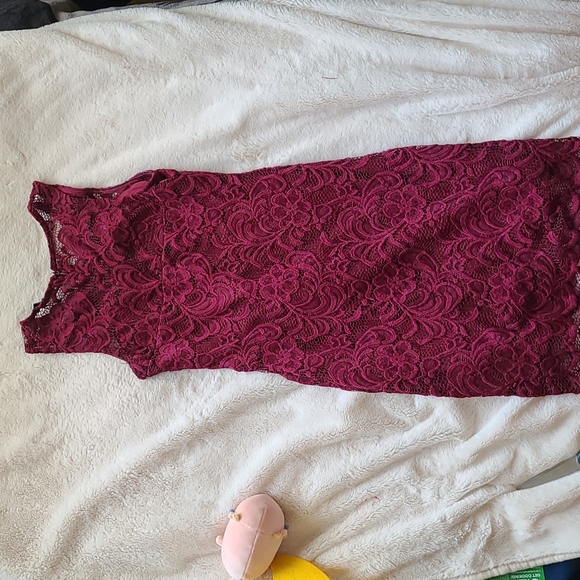 Burgundy Lace Dress - Picture 2 of 8